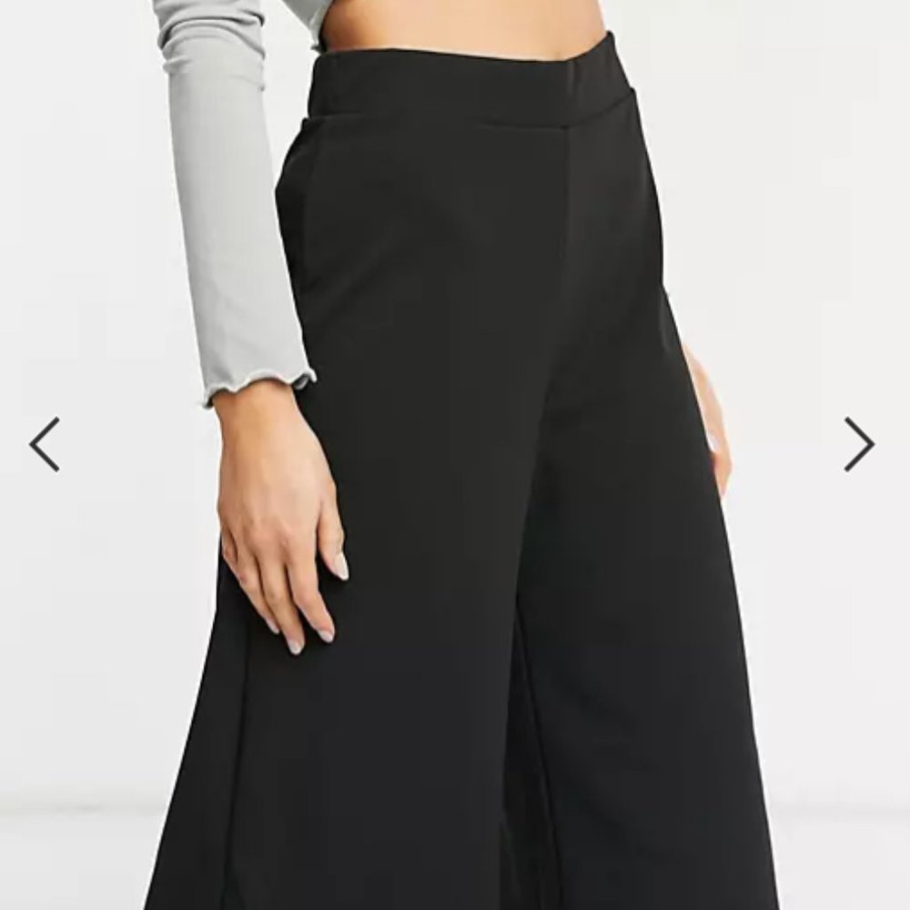 ASOS Design Cropped Black Wide Leg Pants